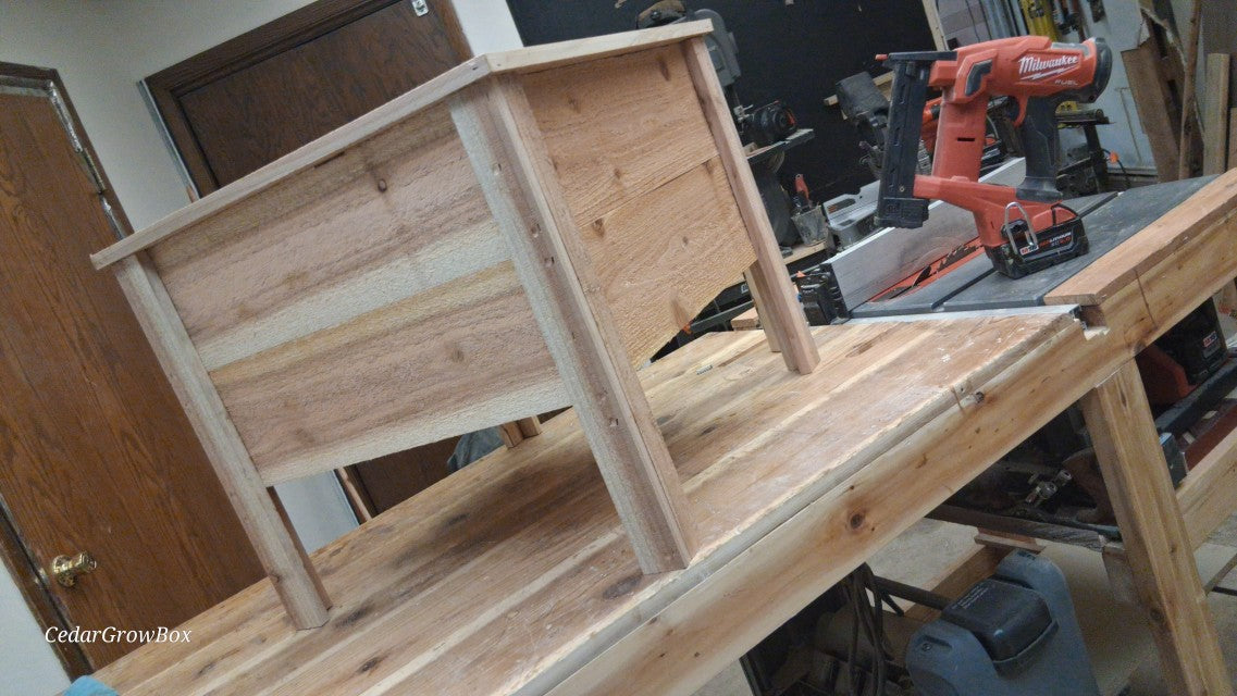 Raised Cedar Planter Box – 21" x 21" x 18" (Made to Order)